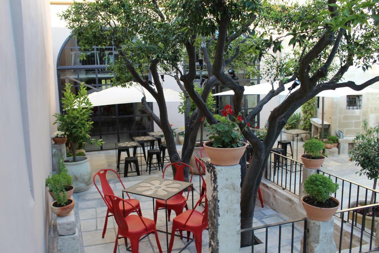 Palazzo Mandurino Luxury Relais Panzió Zollino Kültér fotó